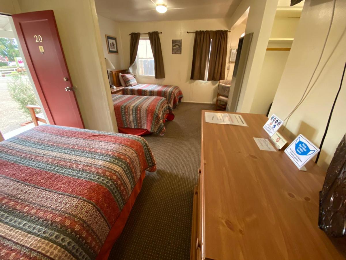 Independence Courthouse Motel Dış mekan fotoğraf